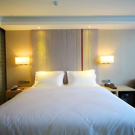 Lavande Hotel Jiujiang Xunyang Road Walking Street エクステリア 写真