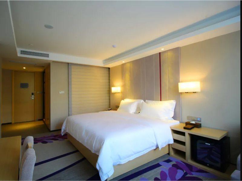 Lavande Hotel Jiujiang Xunyang Road Walking Street エクステリア 写真