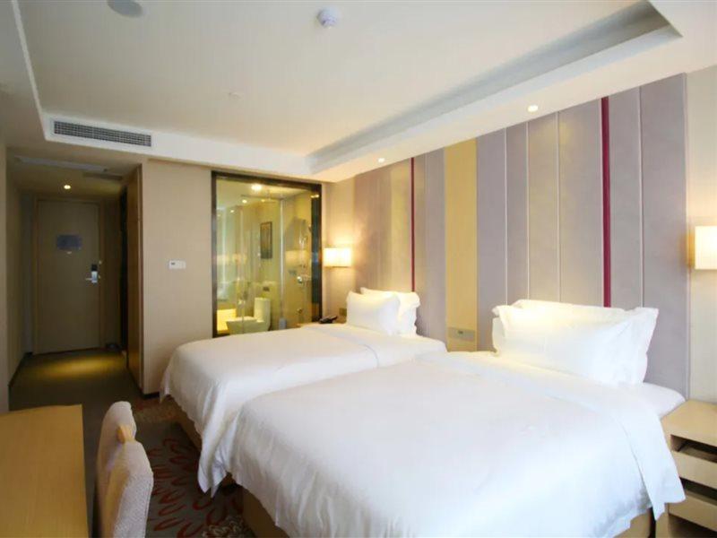 Lavande Hotel Jiujiang Xunyang Road Walking Street エクステリア 写真