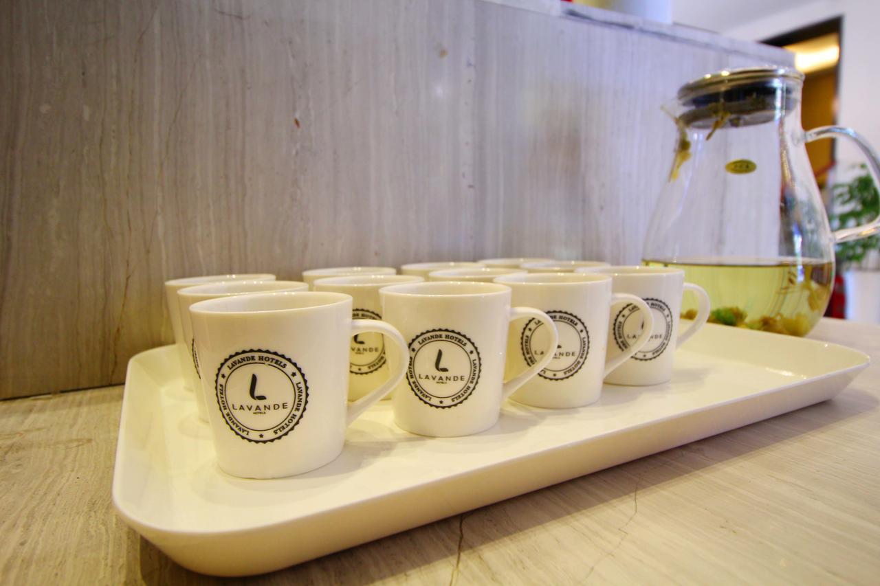 Lavande Hotel Jiujiang Xunyang Road Walking Street エクステリア 写真