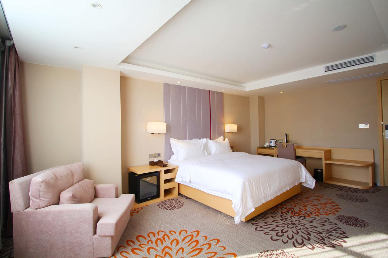 Lavande Hotel Jiujiang Xunyang Road Walking Street エクステリア 写真