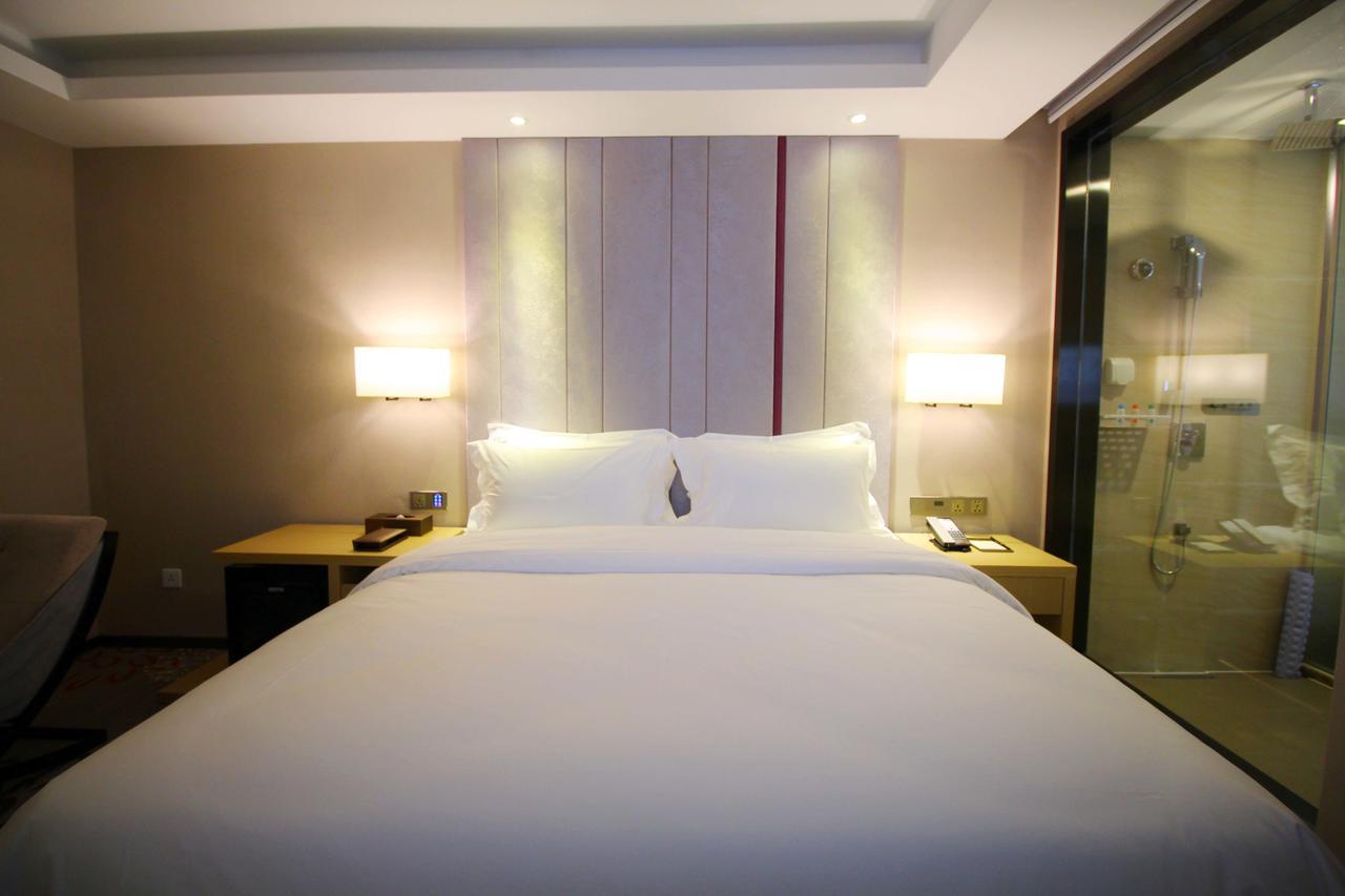 Lavande Hotel Jiujiang Xunyang Road Walking Street エクステリア 写真