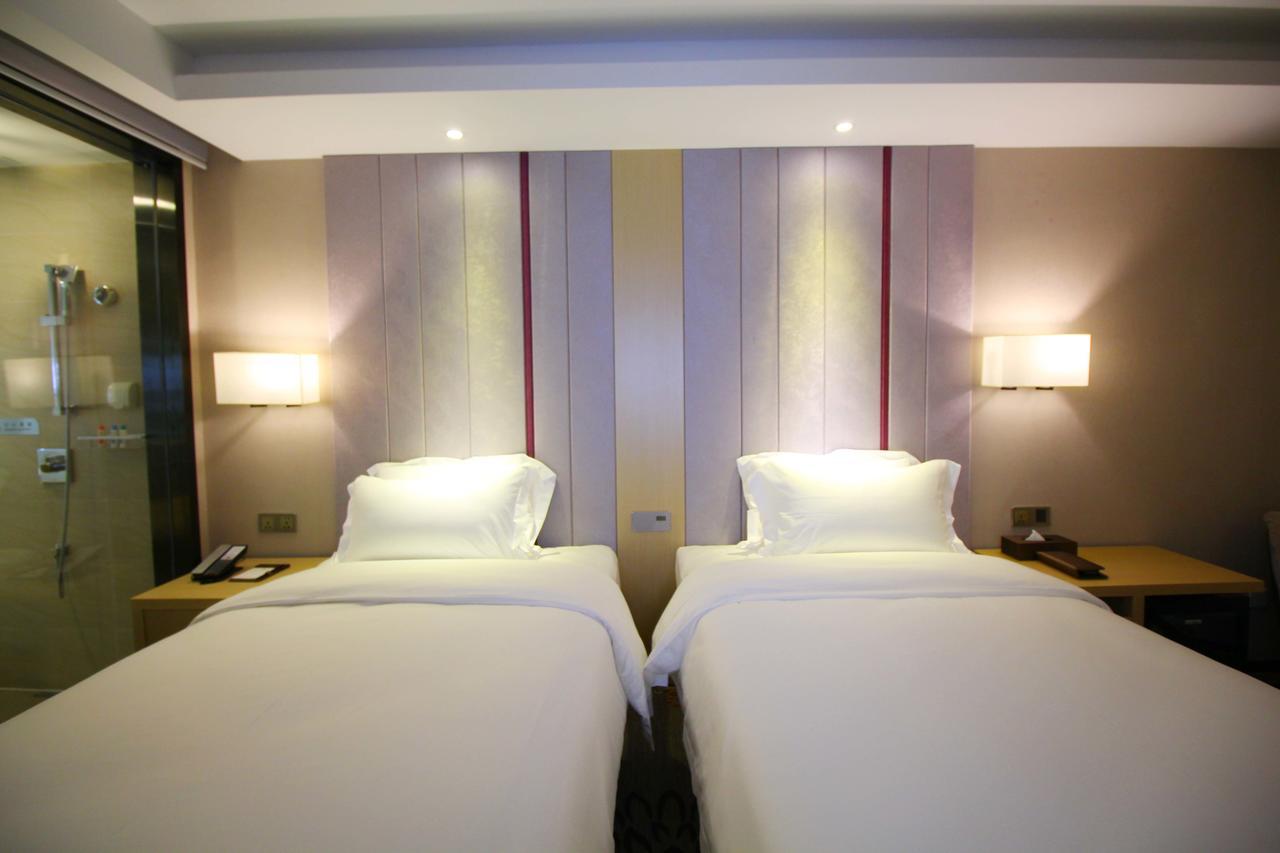 Lavande Hotel Jiujiang Xunyang Road Walking Street エクステリア 写真